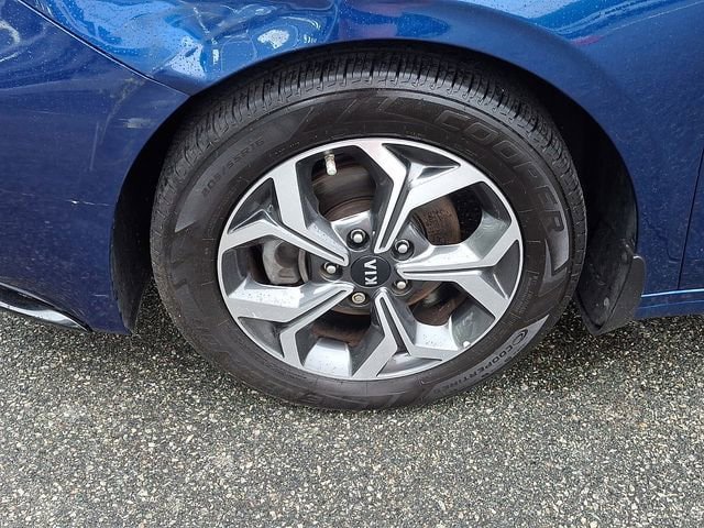 Used 2020 Kia Forte LXS FWD image 16