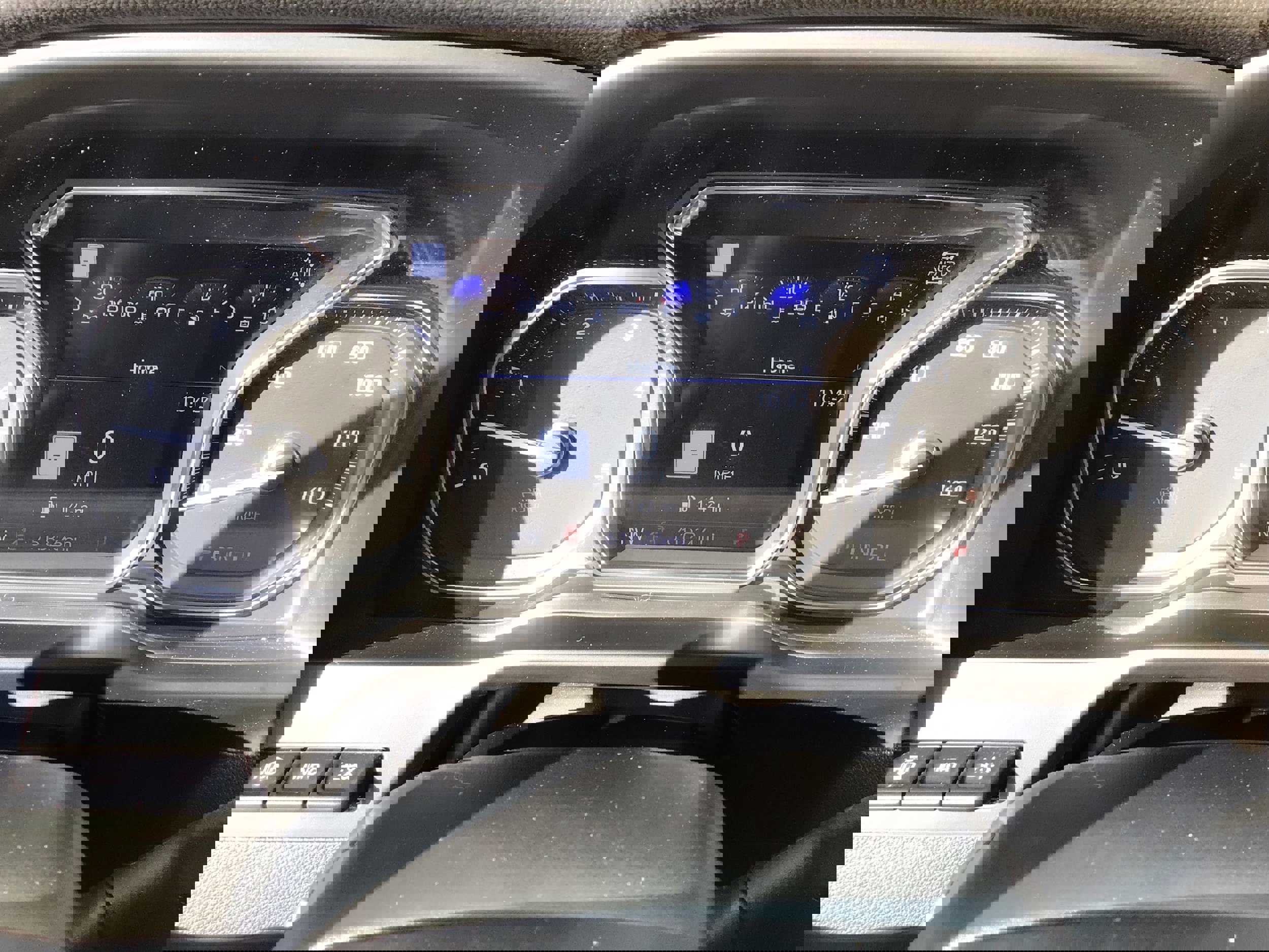 Used 2023 GMC Sierra 3500 Denali w/ Denali Ultimate Package image 15