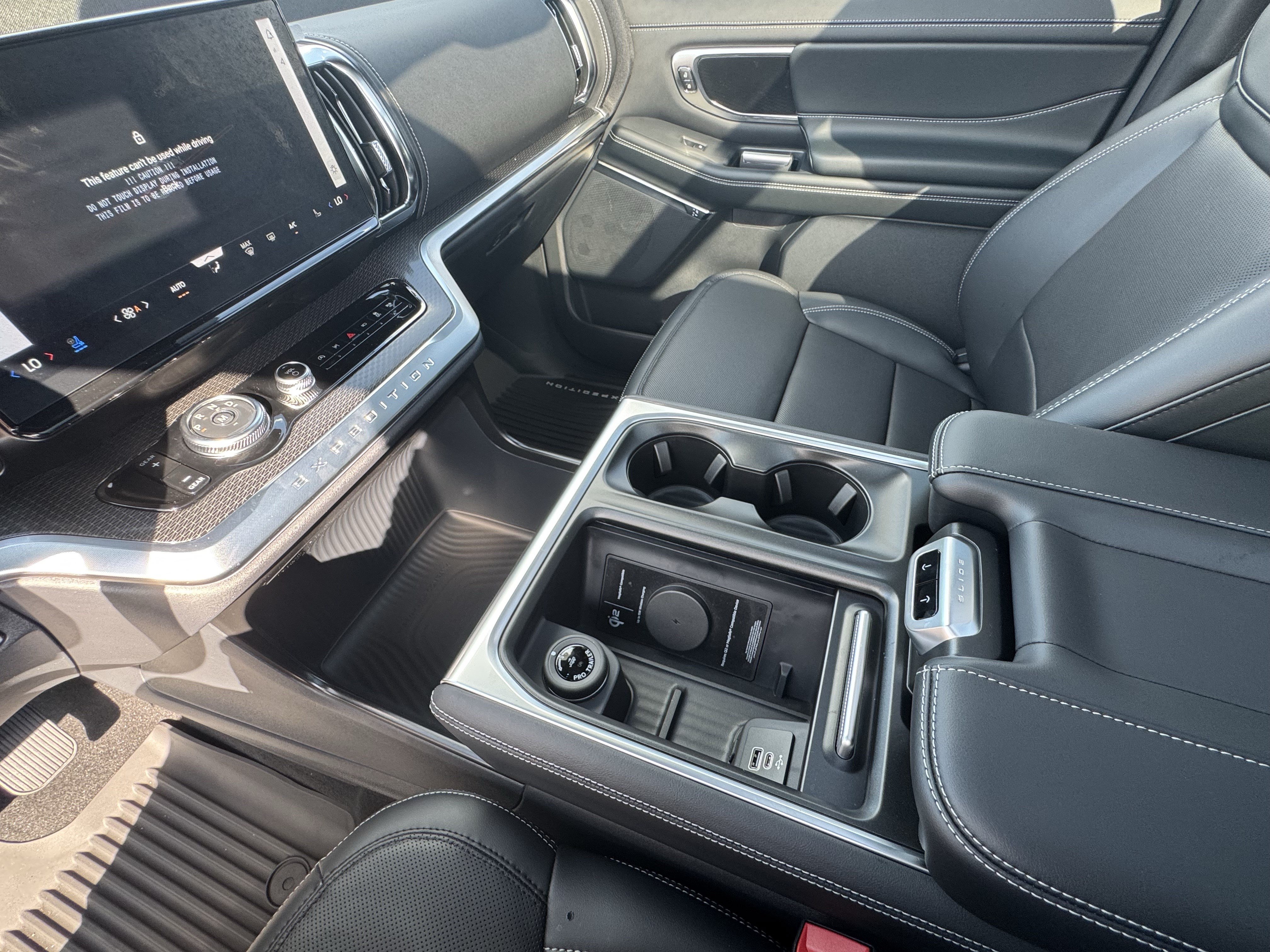New 2027 Ford Expedition Max Platinum w/ Stealth Appearance Package RWD image 33