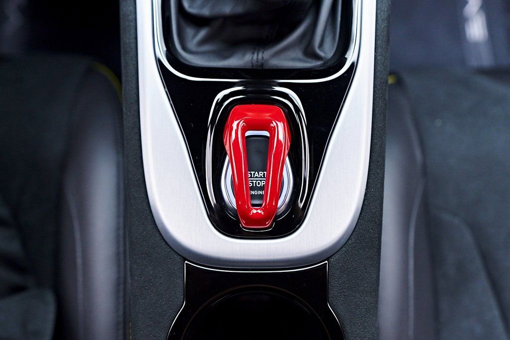 Used 2025 Lotus Emira RWD image 65