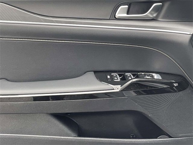 Used 2025 Kia K5 GT-Line image 13