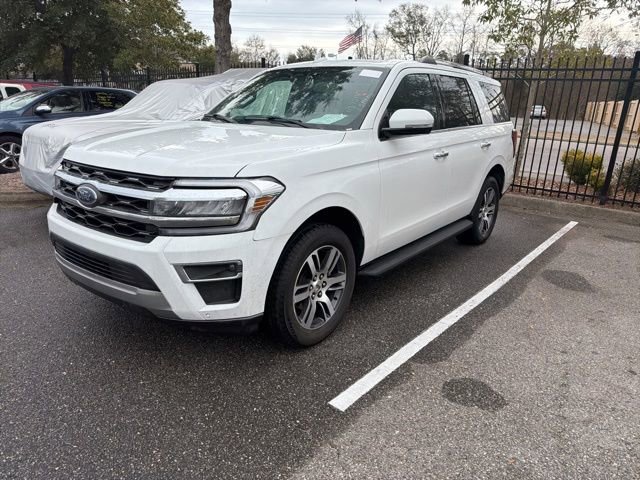 Used 2024 Ford Expedition Limited image 6