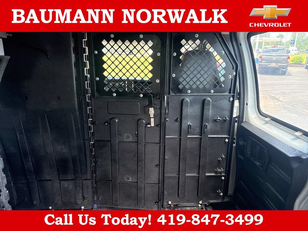 Used 2007 GMC Savana 2500 RWD image 27