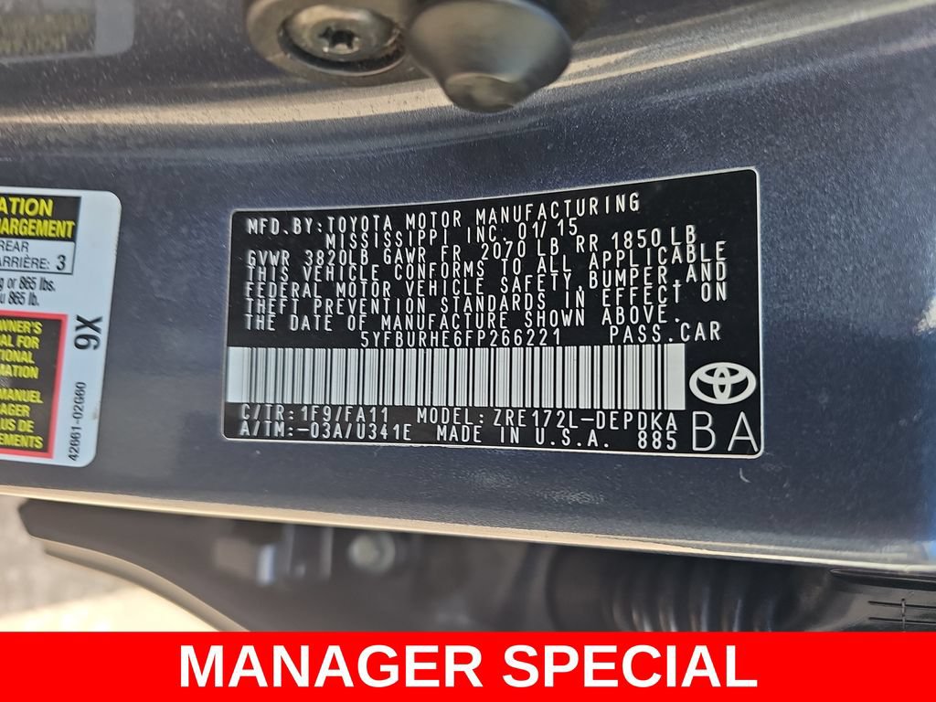 Used 2015 Toyota Corolla L FWD image 40