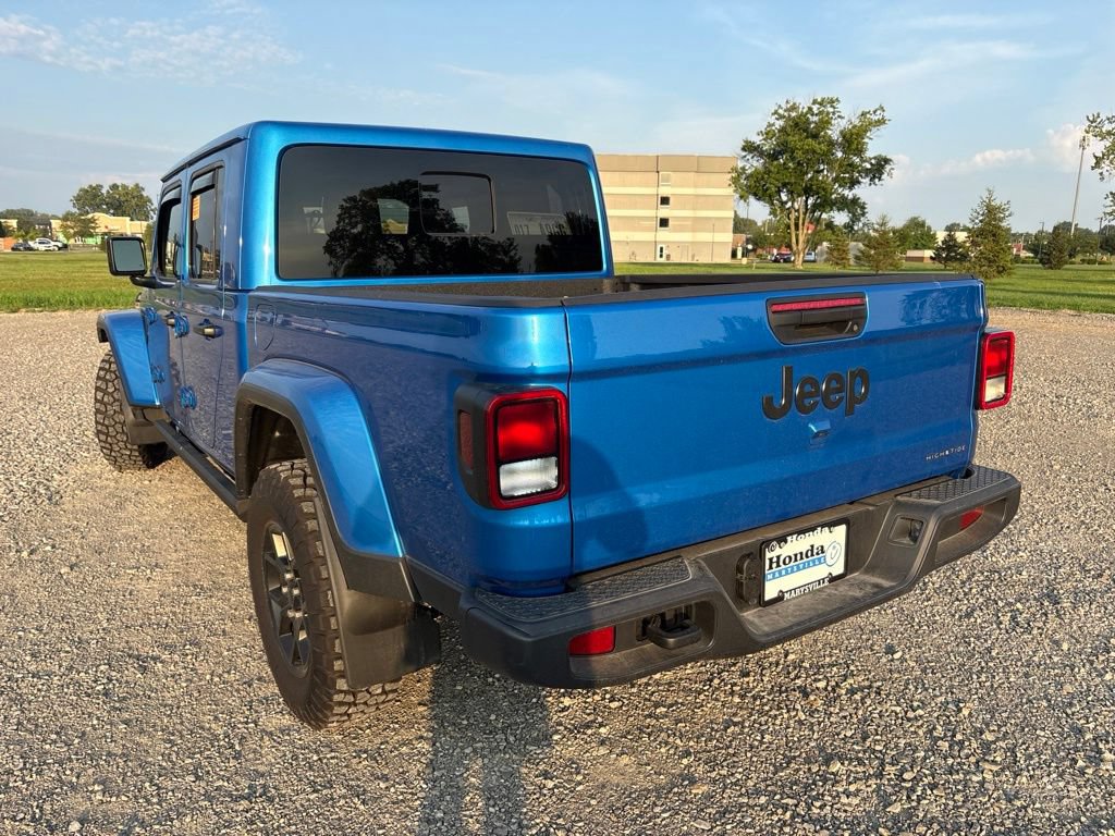 Used 2025 Jeep Gladiator Sport AWD/4WD image 7