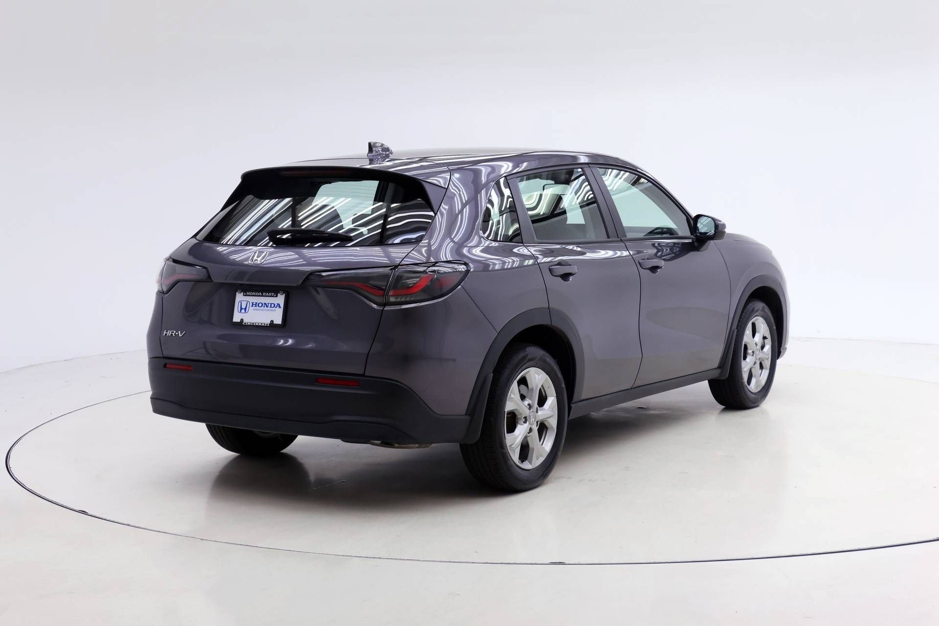 Certified 2024 Honda HR-V LX image 2
