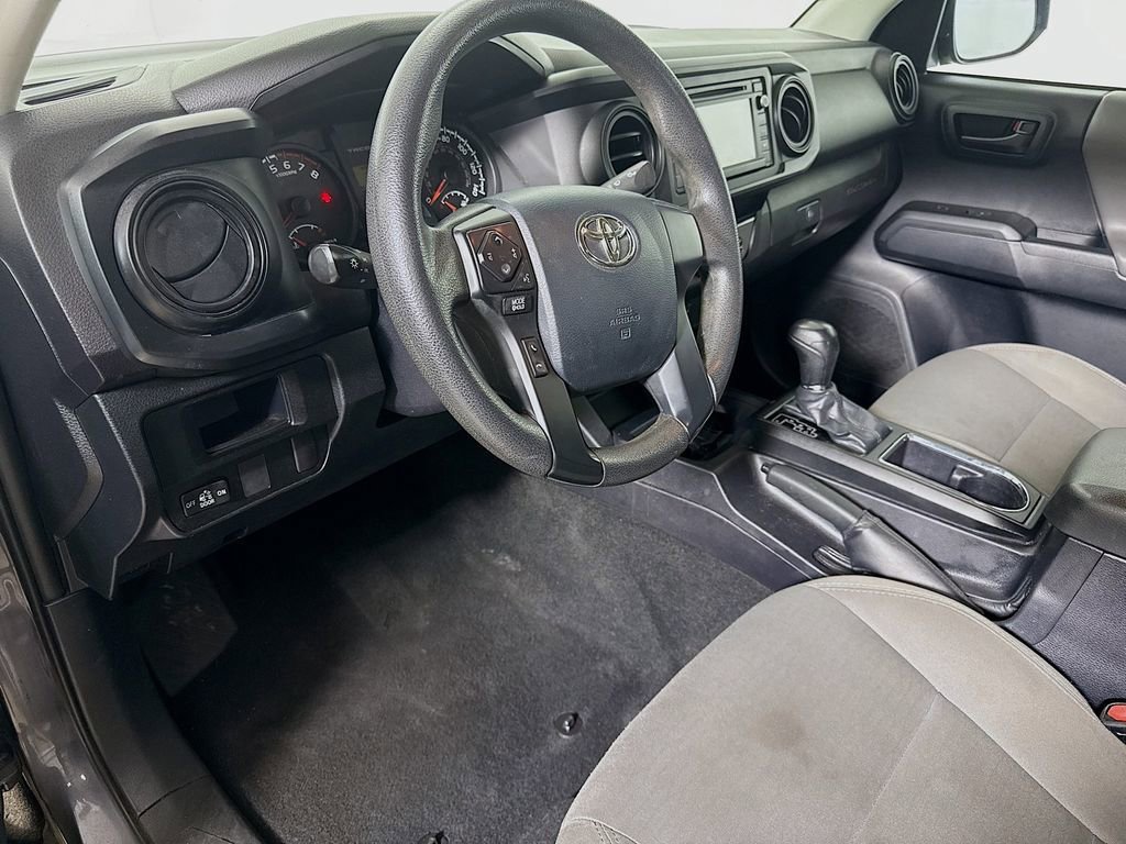 Used 2017 Toyota Tacoma SR RWD image 10