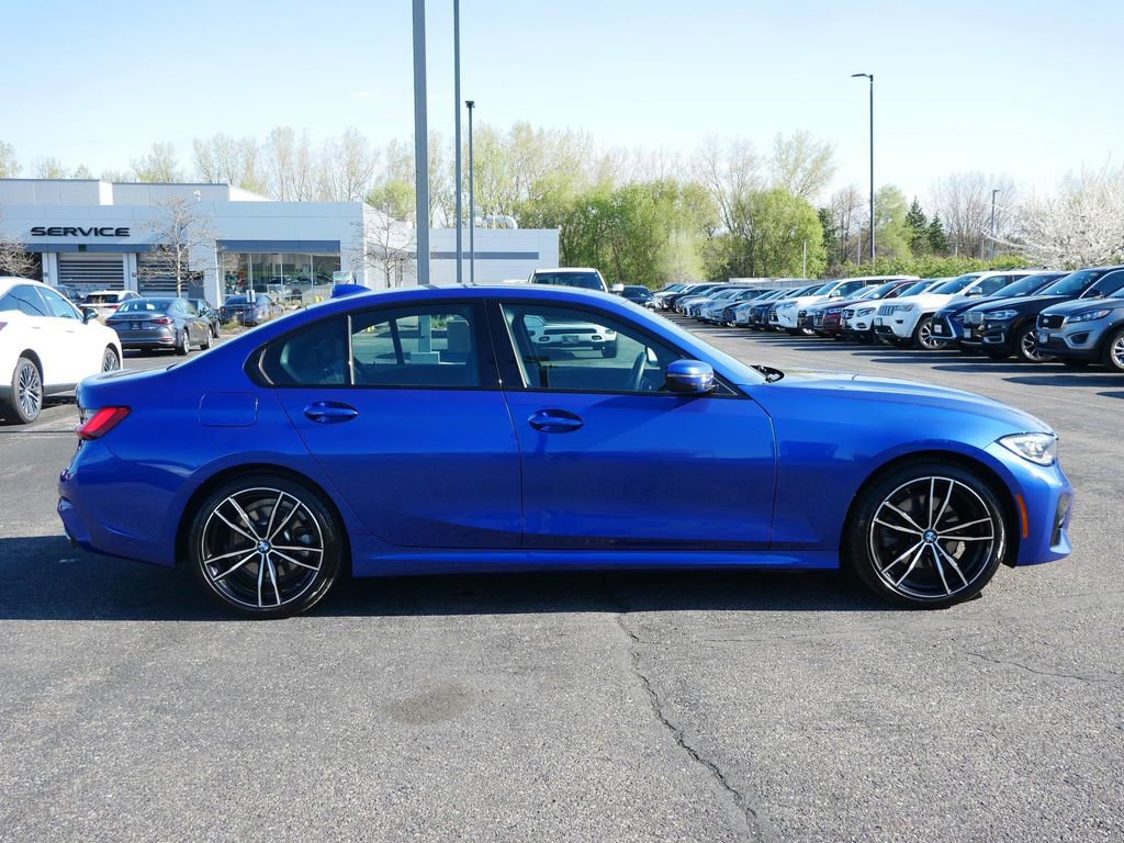 Used 2020 BMW 330i xDrive Sedan w/ M Sport Package AWD/4WD image 7
