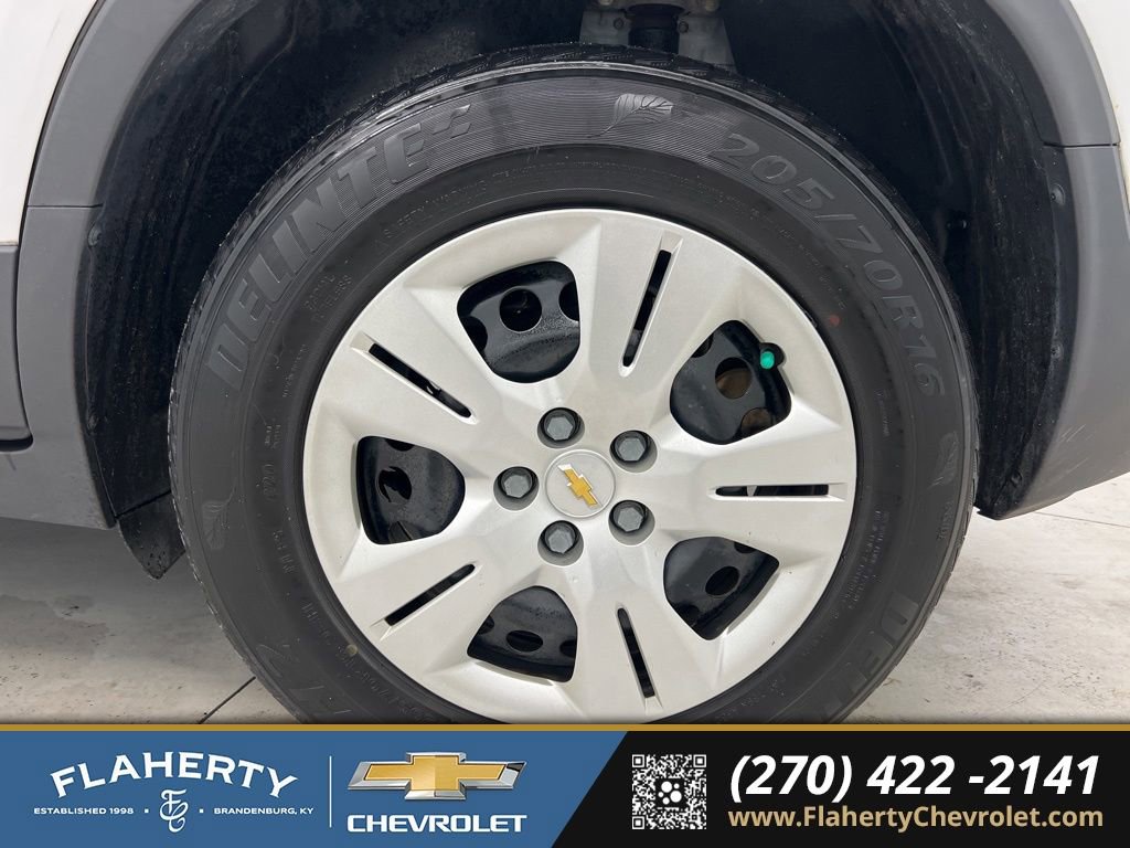 Used 2017 Chevrolet Trax LS image 18