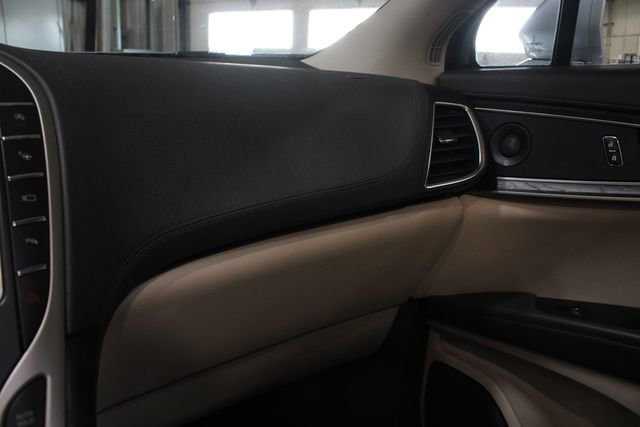 Used 2020 Lincoln Nautilus Reserve w/ Equipment Group 201A AWD/4WD image 20