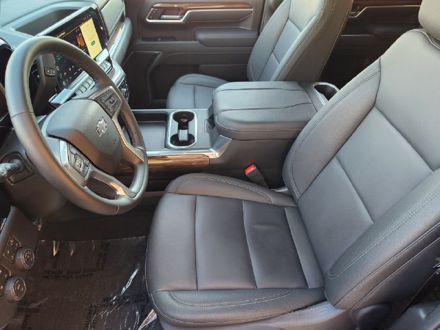 Used 2026 Chevrolet Silverado 2500 LT w/ Trail Boss Package AWD/4WD image 4