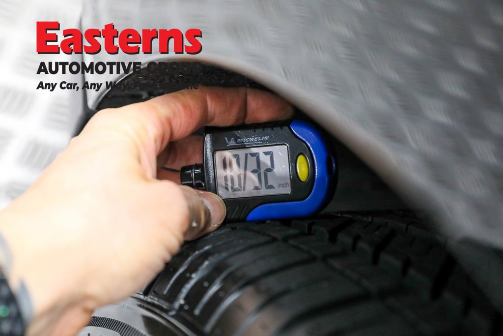 Used 2020 Ford Edge SEL image 27