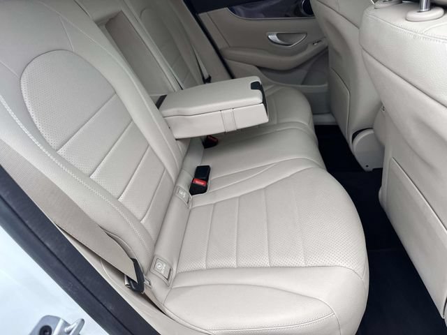 Used 2022 Mercedes-Benz GLC 300 image 13