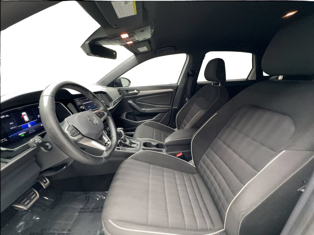 Used 2024 Volkswagen Jetta Sport FWD image 19