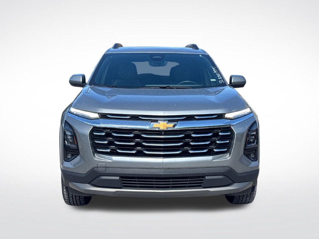Used 2025 Chevrolet Equinox LT w/ Convenience Package II FWD image 9