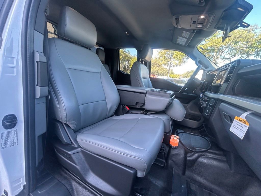 Certified 2023 Ford F550 2WD SuperCab Super Duty w/ XL Chrome Package image 24