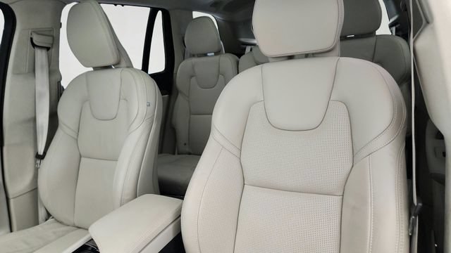 Used 2024 Volvo XC90 B6 Ultimate w/ Lounge Package AWD/4WD image 9