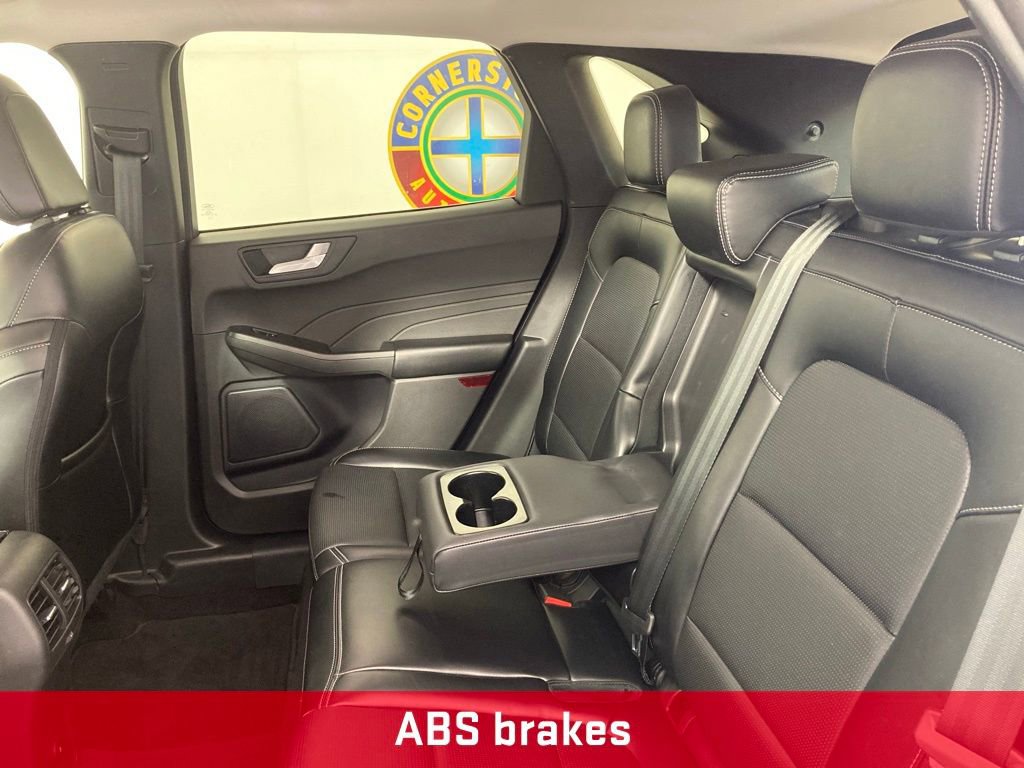 Used 2024 Ford Escape Platinum image 18
