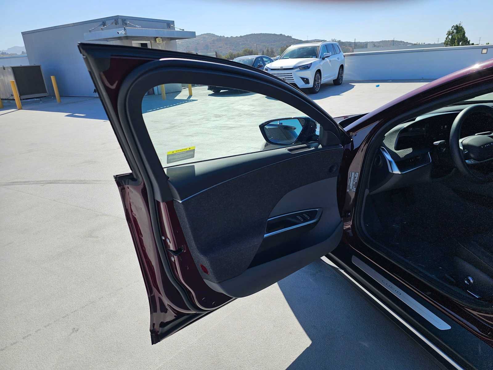 Used 2025 Lucid Air Touring AWD/4WD image 19