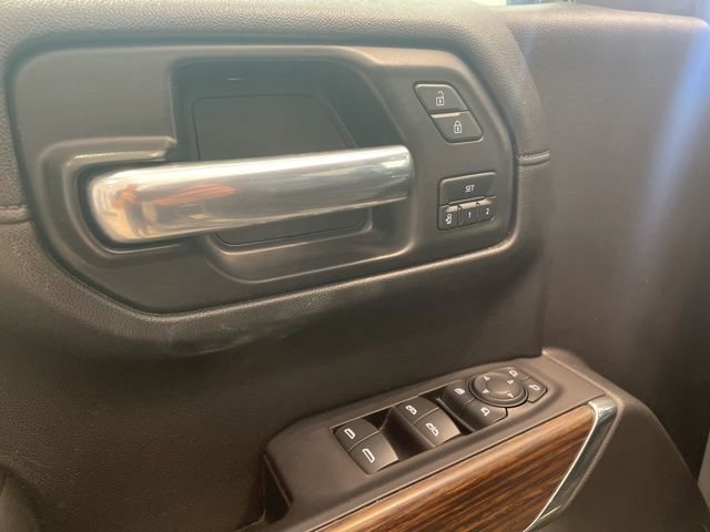 Certified 2021 Chevrolet Silverado 1500 High Country w/ Technology Package image 12
