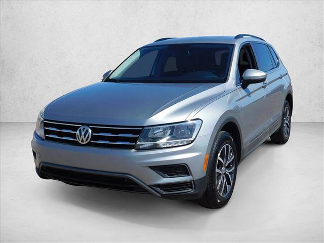 Used 2019 Volkswagen Tiguan SE FWD image 2