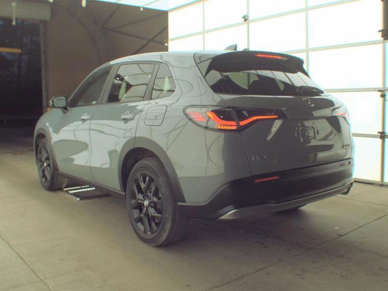 Used 2024 Honda HR-V Sport image 5
