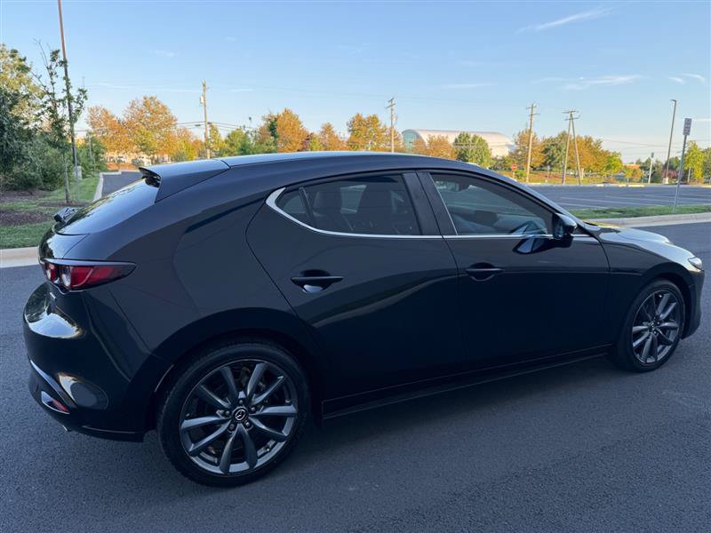 Used 2019 MAZDA MAZDA3 Hatchback FWD image 19