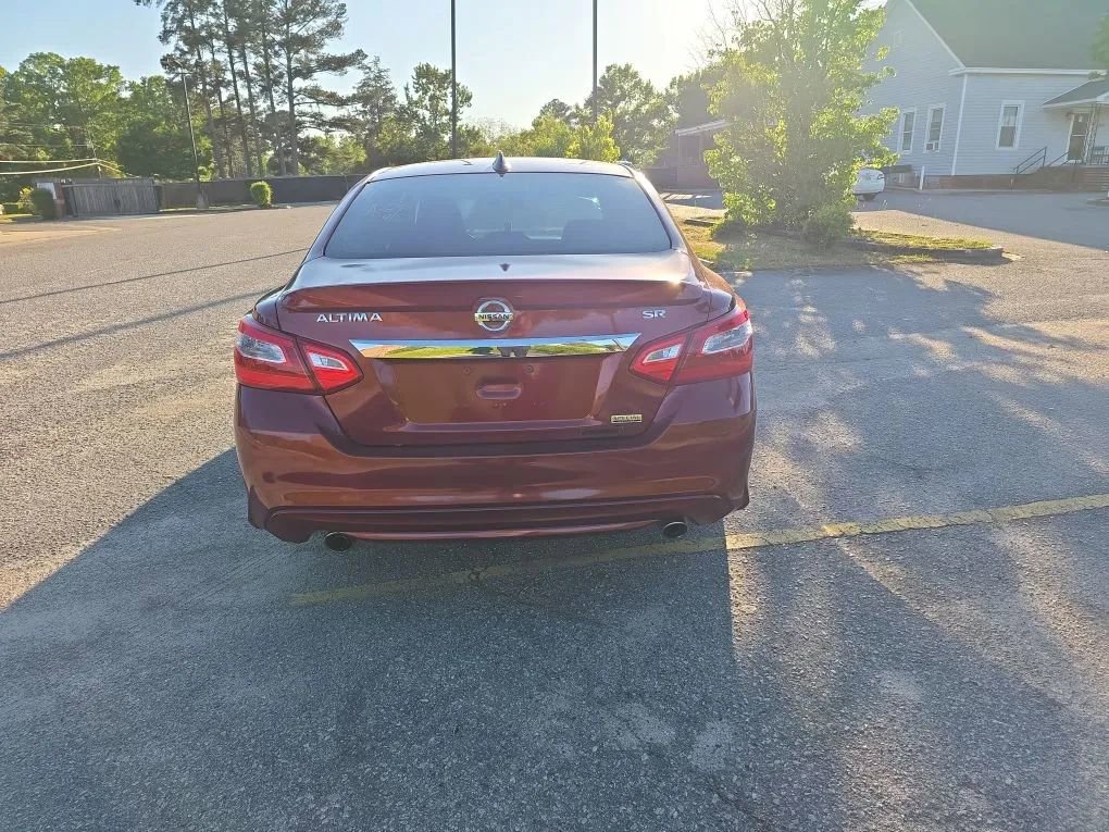 Used 2016 Nissan Altima 2.5 SR image 9
