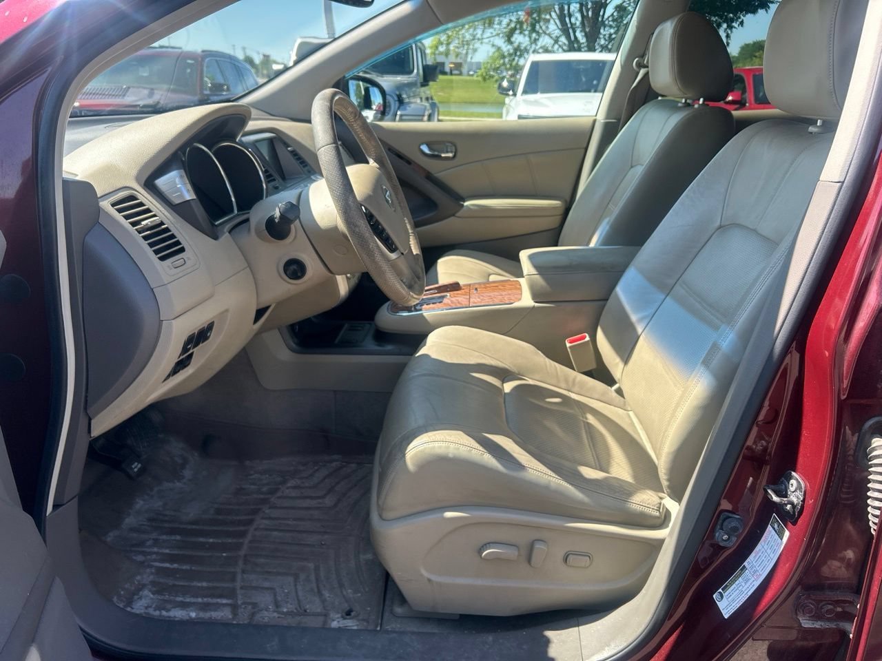 Used 2012 Nissan Murano LE w/ Platinum Pkg AWD/4WD image 11