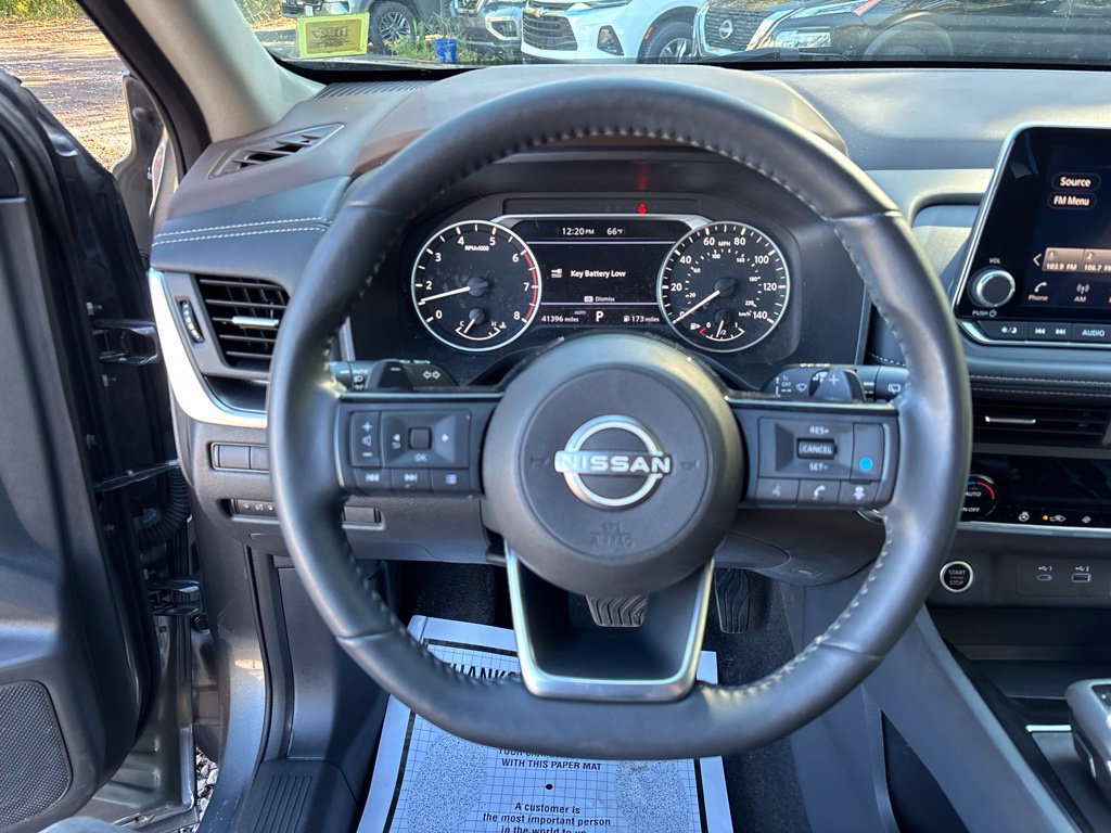 Used 2023 Nissan Rogue SV w/ SV Premium B Package AWD/4WD image 21