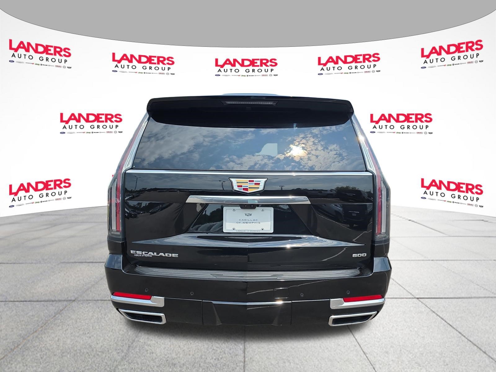 Used 2025 Cadillac Escalade Premium Luxury w/ Touring Package AWD/4WD image 4