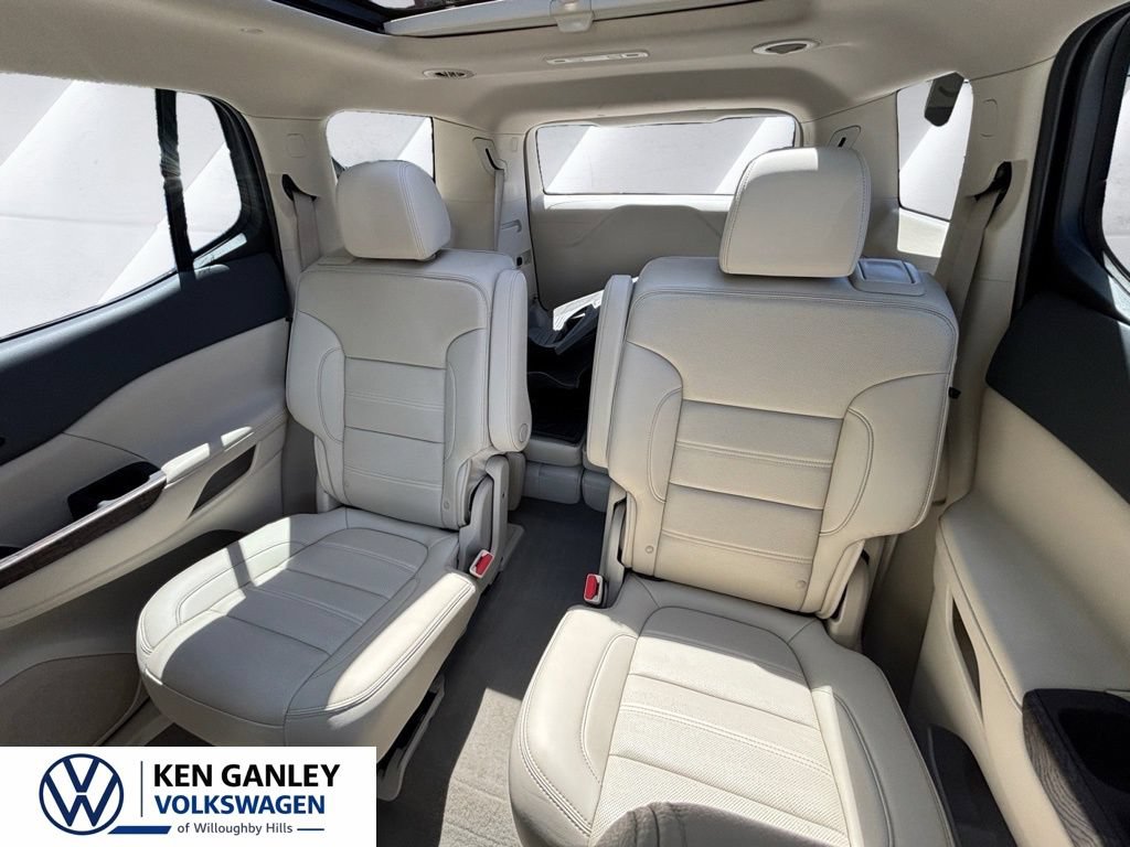 Used 2023 GMC Acadia Denali w/ Denali Ultimate Package AWD/4WD image 20