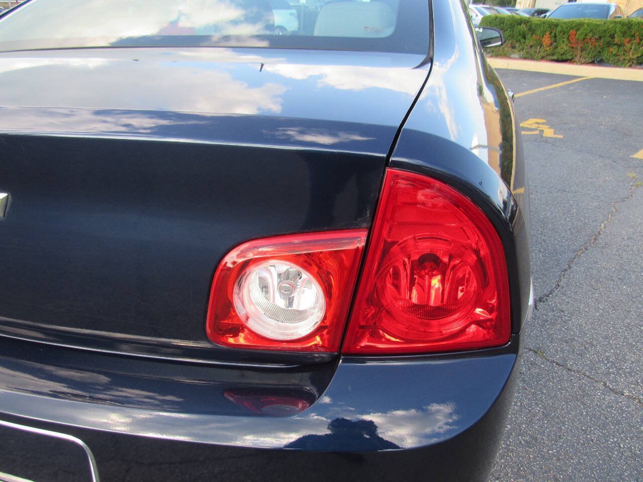 Used 2010 Chevrolet Malibu LT FWD image 31