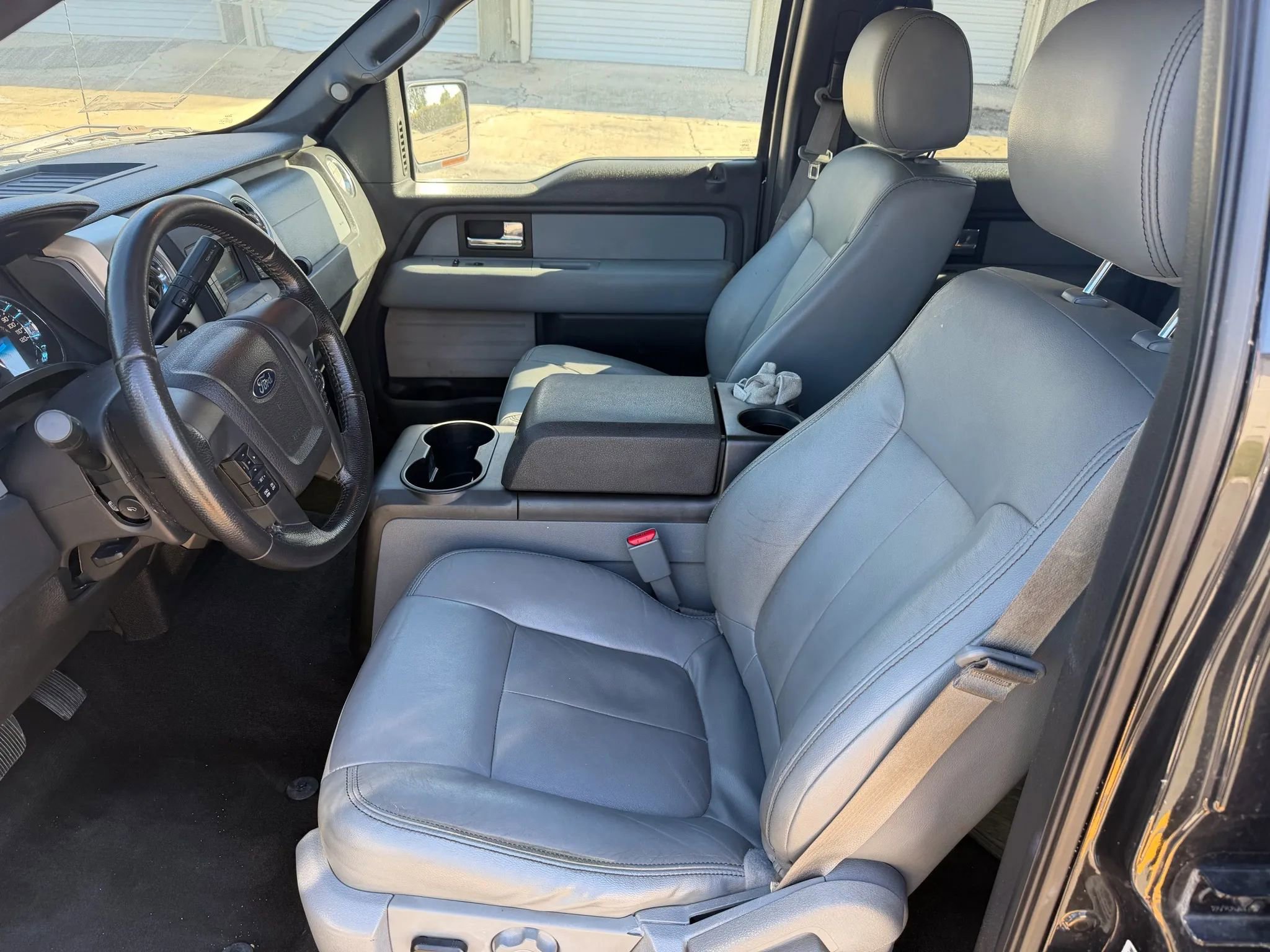 Used 2014 Ford F150 XLT w/ Equipment Group 302A Luxury image 10