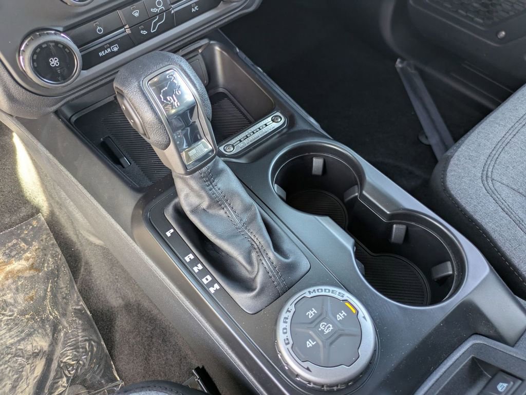 New 2025 Ford Bronco 4-Door image 31