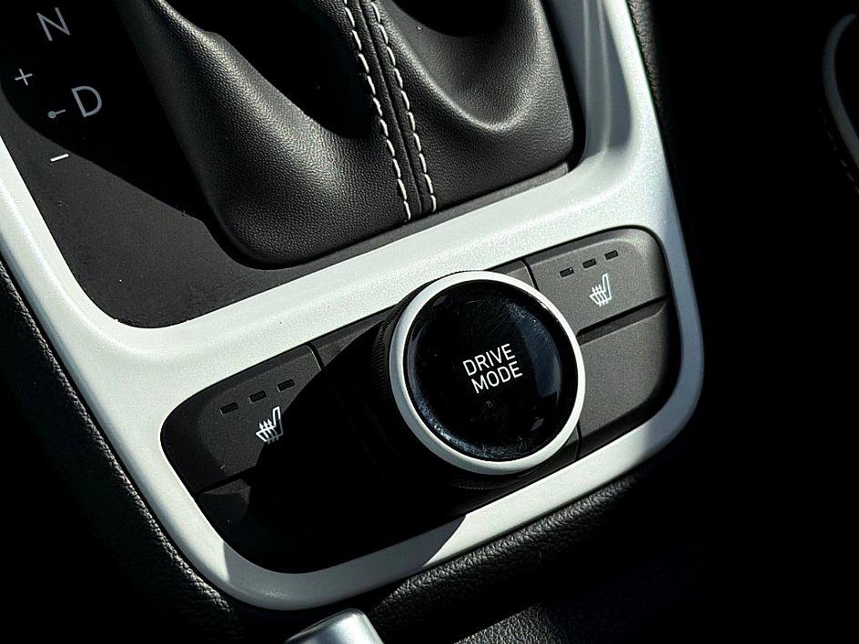 Certified 2025 Hyundai Venue Limited image 15