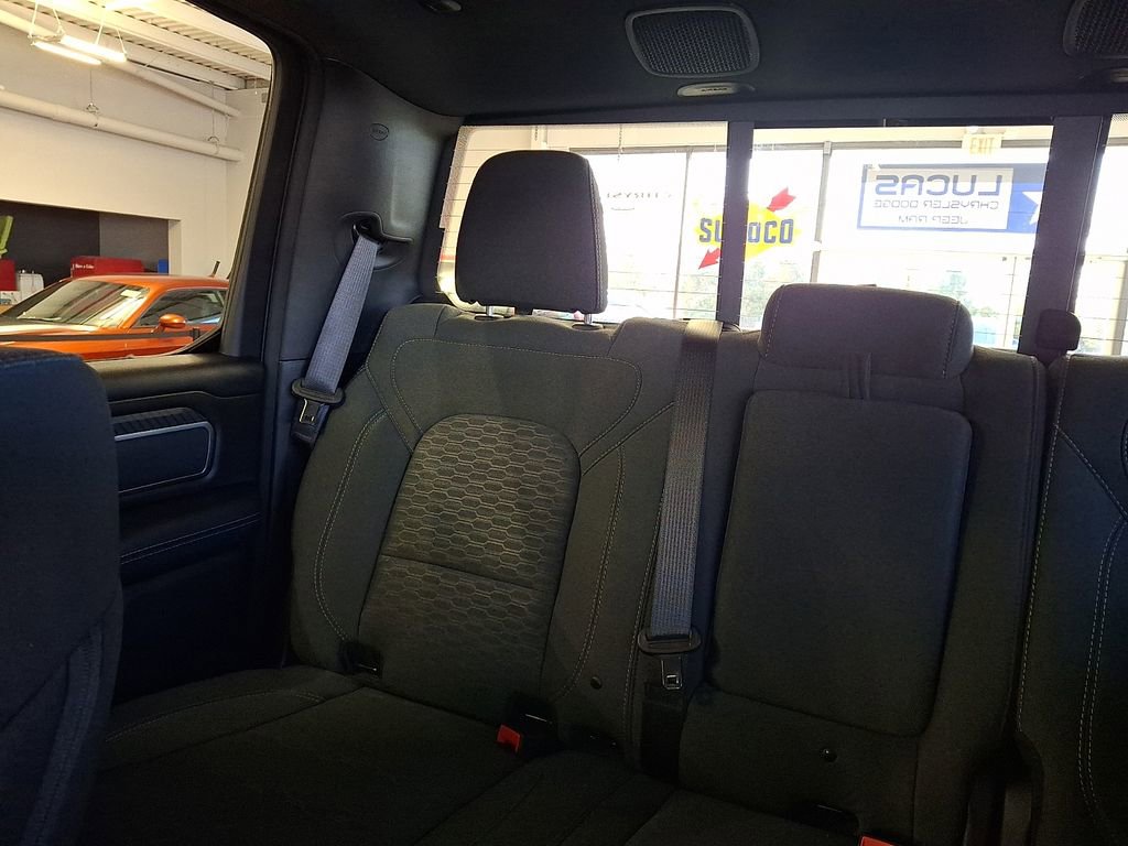 New 2026 RAM 1500 Big Horn AWD/4WD image 13