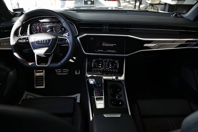 New 2025 Audi RS 6 performance image 28