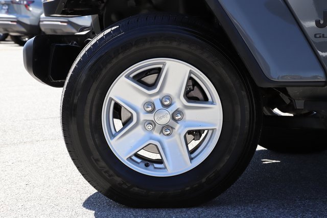 Used 2021 Jeep Gladiator Sport image 6