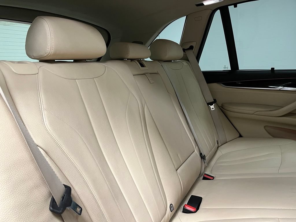 Used 2015 BMW X5 xDrive35i AWD/4WD image 55