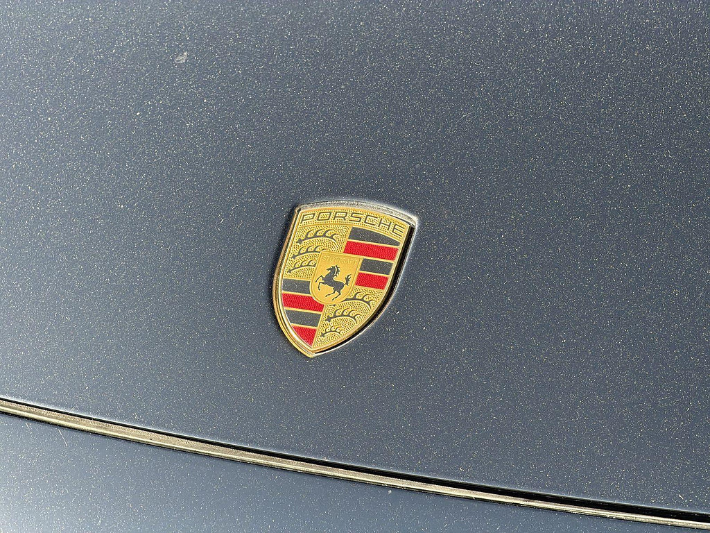 Used 2023 Porsche Cayenne AWD/4WD image 31