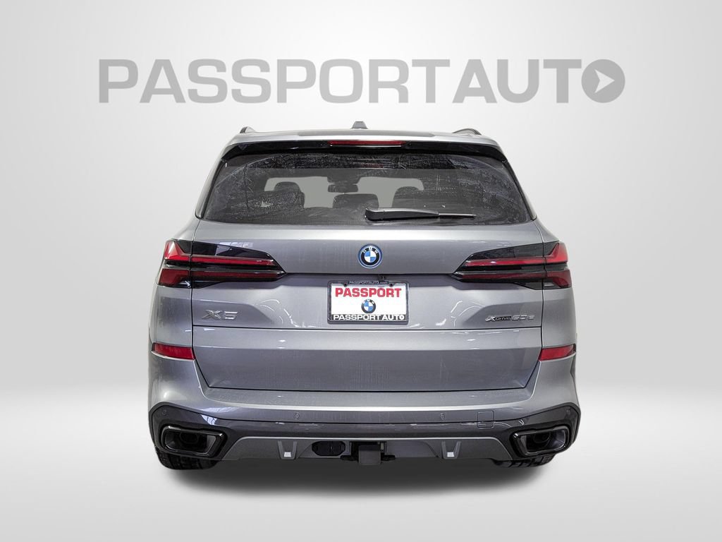 New 2026 BMW X5 xDrive50e w/ M Sport Package AWD/4WD image 5