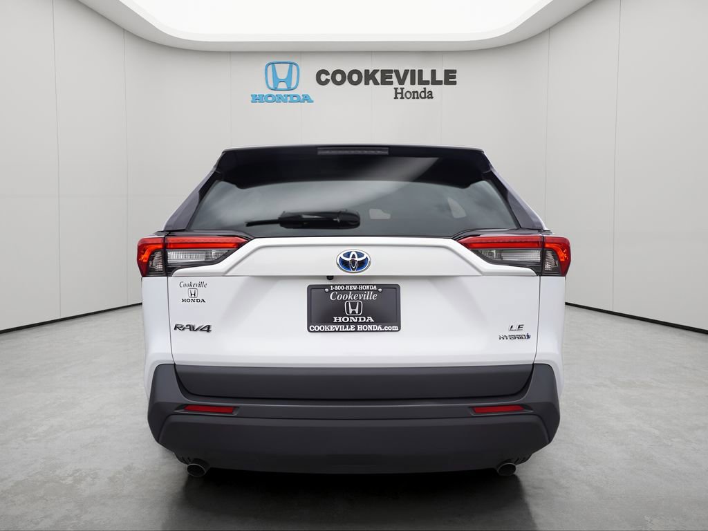Used 2024 Toyota RAV4 LE image 6