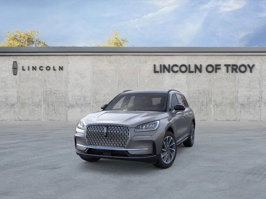 New 2025 Lincoln Corsair AWD w/ Equipment Group 101A image 24