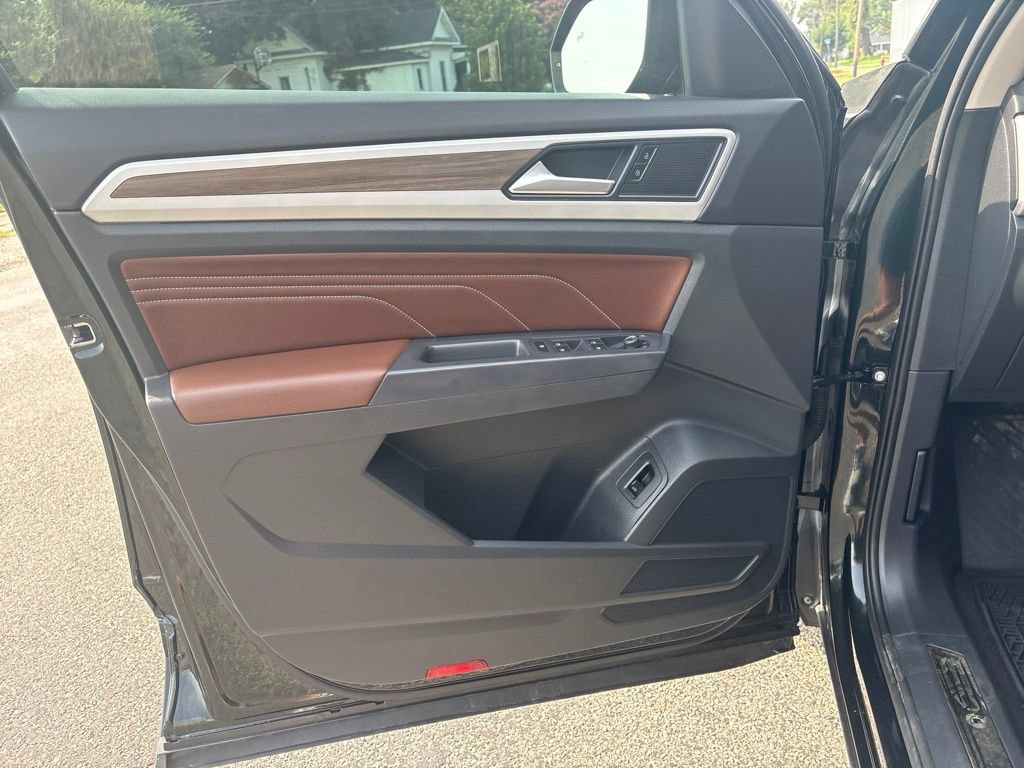 Used 2021 Volkswagen Atlas SEL w/ MDO Package (Bench Seat) AWD/4WD image 13