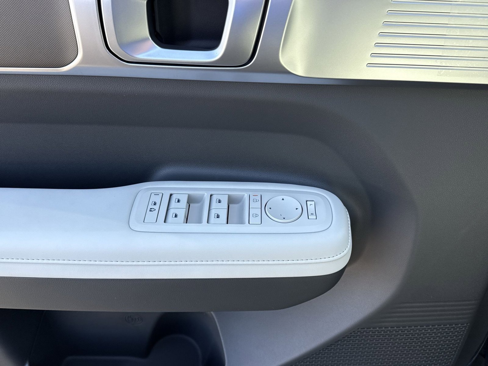 New 2026 Hyundai Santa Fe SEL image 15