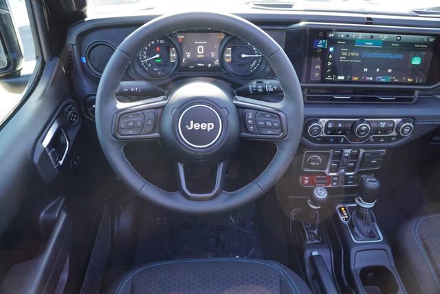 Used 2025 Jeep Wrangler Unlimited Rubicon 4xe w/ Safety Group image 21