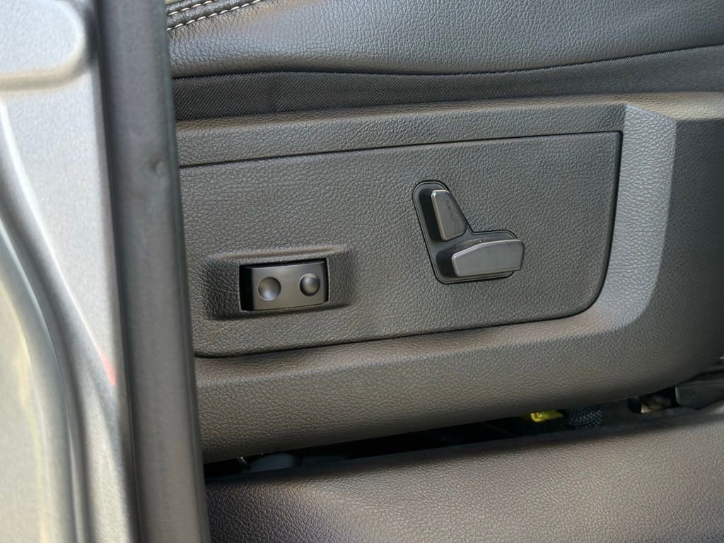 Used 2024 RAM 2500 Laramie w/ Night Edition AWD/4WD image 36