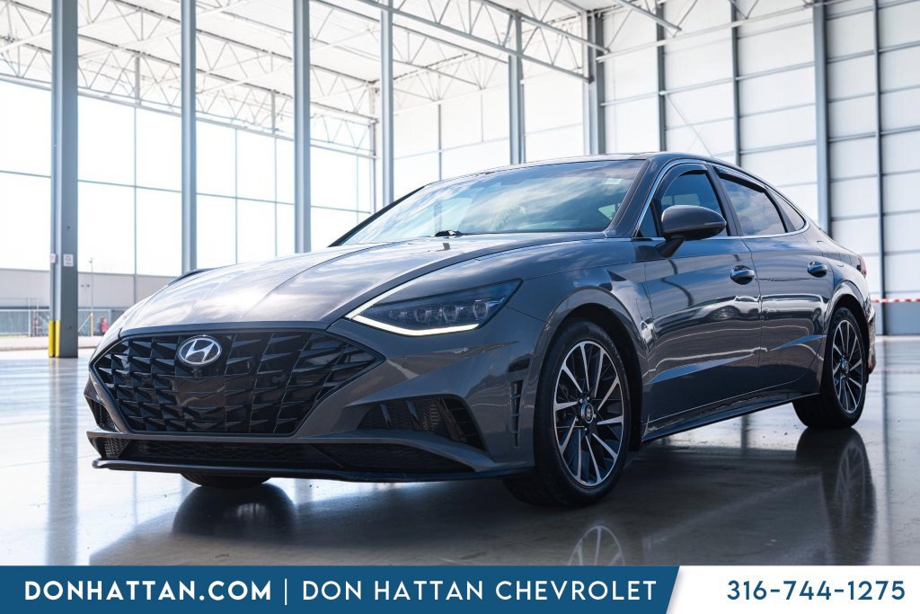 Used 2022 Hyundai Sonata Limited w/ Winter Weather Package