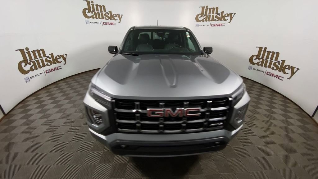 Used 2023 GMC Canyon AT4 w/ Technology Package AWD/4WD image 3